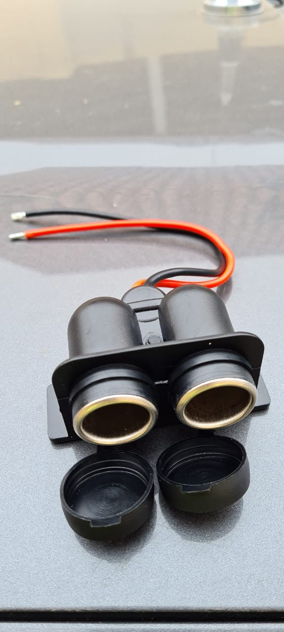 Socket doble 12v impermeable