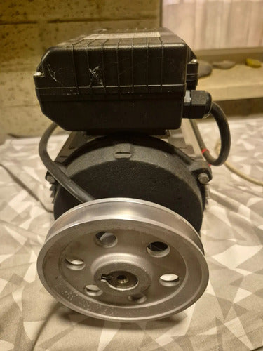 Motor Para Compresor Indura 3hp 220v Negro Monofásica
